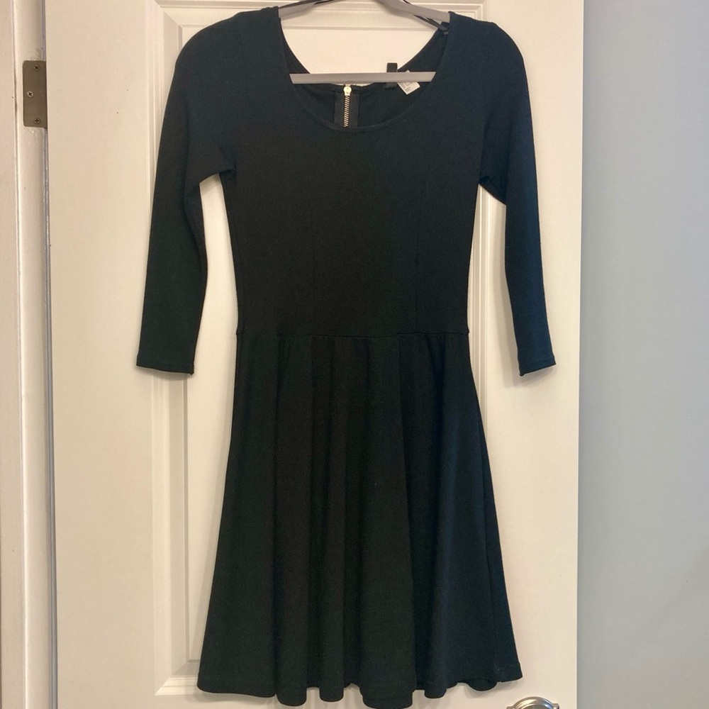 H&M Divided 3/4 Sleeve Flare Zip Up Black Dress